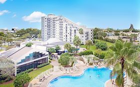 Enclave Suites a Stay Sky Hotel y Resort